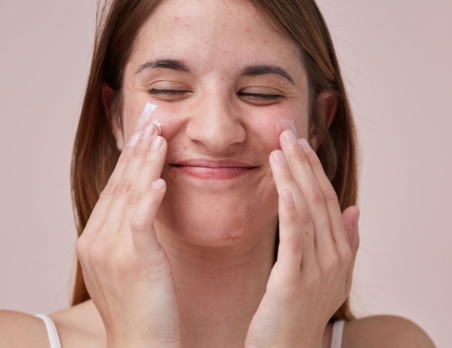 How to Use Retinol for Acne and Fine Lines